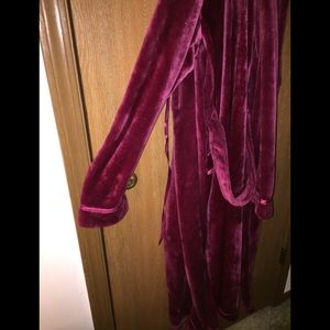 Serra Women’s Bath Robe Size XL